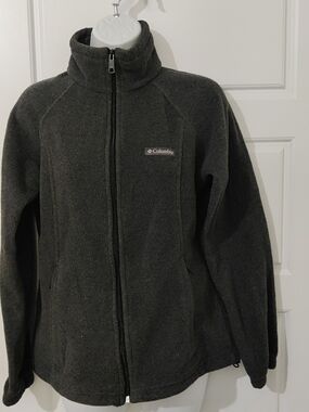 Ladies Pre-owned Columbia Fleece Jacket Size Medium